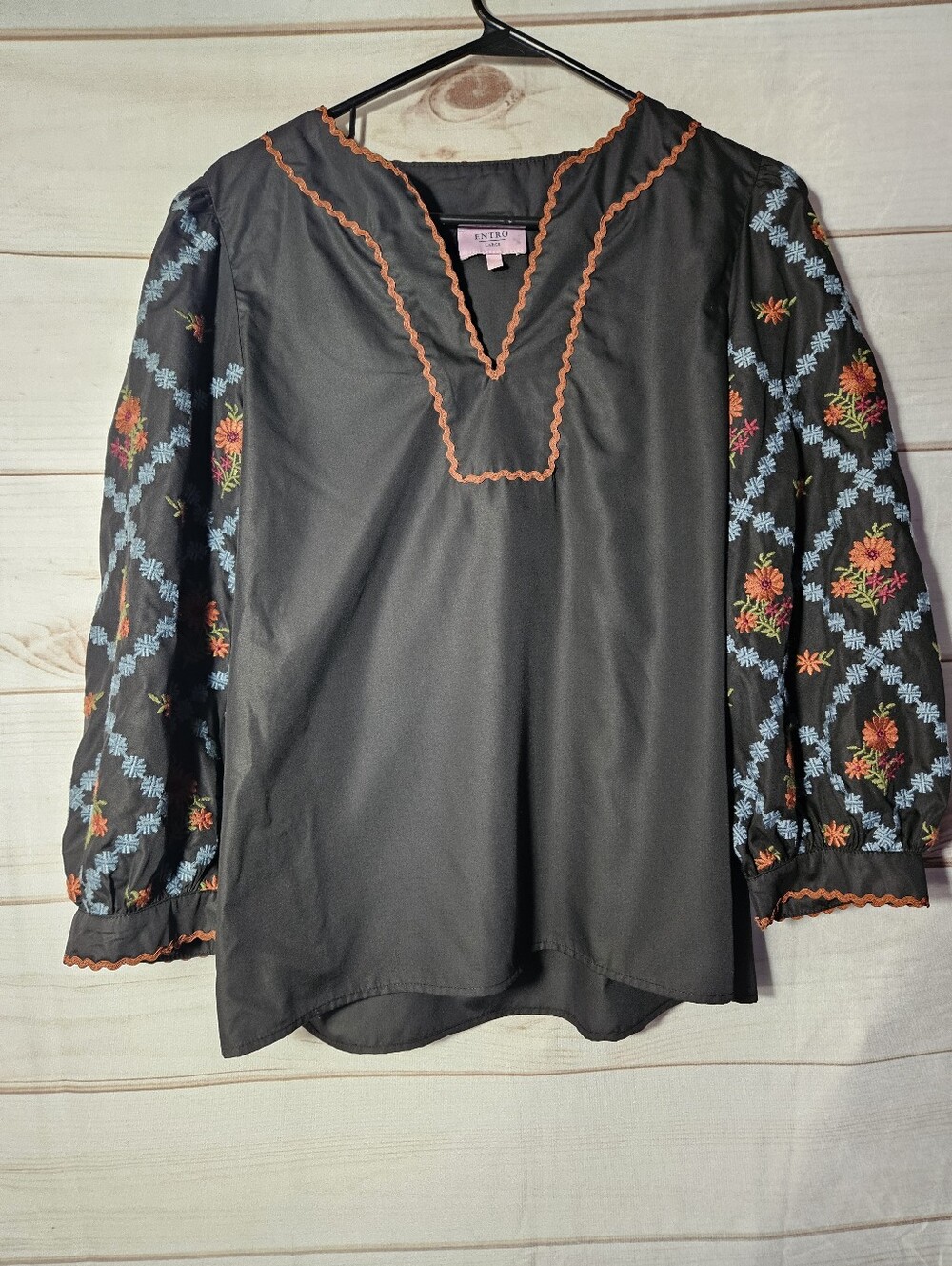 Entro Black Embroidered Long Sleeve V-Neck Blouse